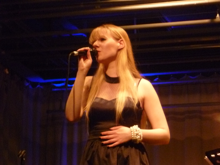 Ramona Peter - Gesang Foto: Walter Junker